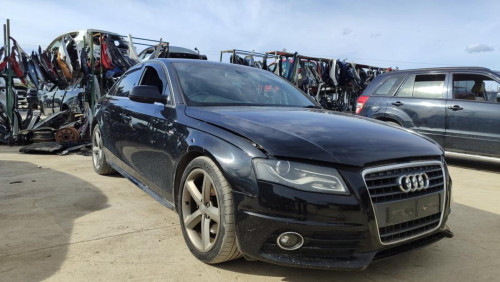  AUDI A4 BERLINA (8K2) 