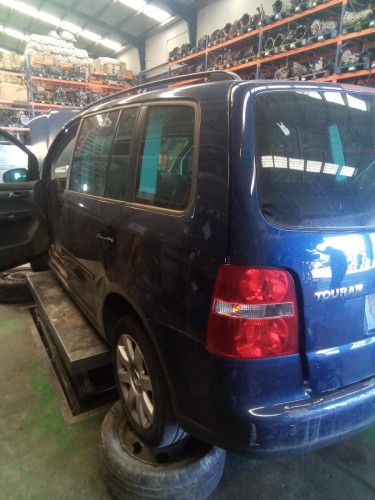  VOLKSWAGEN TOURAN (1T1) 