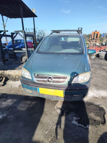 OPEL ZAFIRA A — vehículo donante para recambios 