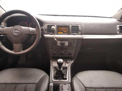 OPEL VECTRA C BERLINA