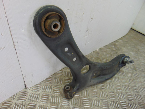  BRAZO SUSPENSION INFERIOR DELANTERO IZQUIERDO Kia RIO (YB) 