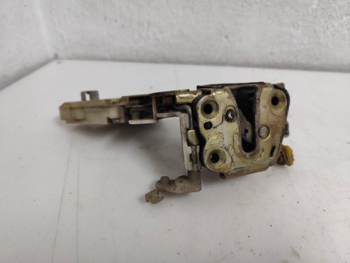  CERRADURA PUERTA DELANTERA DERECHA Nissan TERRANO II (R20) 