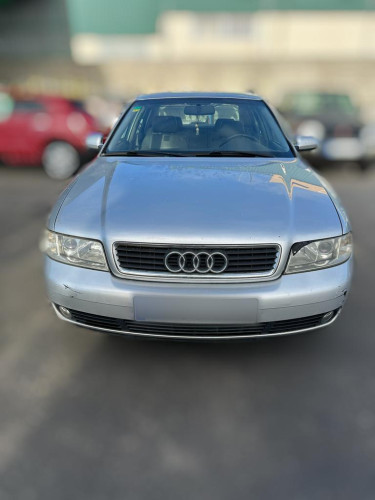  AUDI A4 BERLINA (B5) 