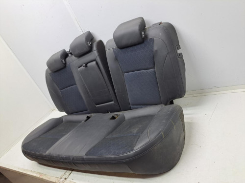 ASIENTOS TRASEROS SSANGYONG TIVOLI 