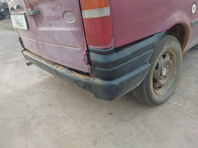 PARAGOLPES TRASERO Ford Fiesta Courier (DX)(2000->)