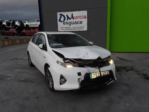  TOYOTA AURIS (E18) 