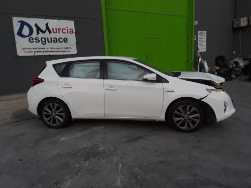  TOYOTA AURIS (E18) 