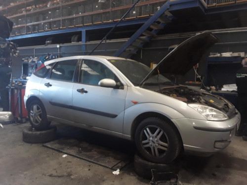 FORD FOCUS BERLINA (CAK) — автомобиль-донор на запчасти 