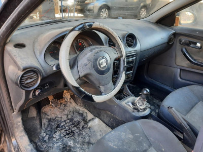 SEAT IBIZA (6L1)