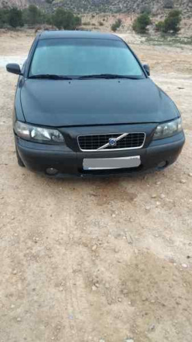 VOLVO S60 BERLINA — автомобиль-донор на запчасти 