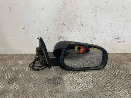 RETROVISOR DERECHO 