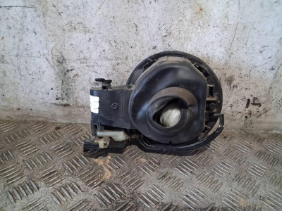 TAPA EXTERIOR COMBUSTIBLE