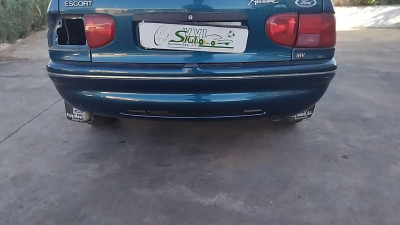 PARAGOLPES TRASERO Ford Escort Berl./Turnier (1995->)