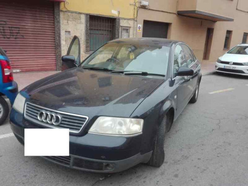 AUDI A6 BERLINA (4B2) — автомобиль-донор на запчасти 