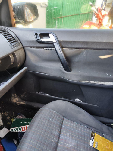 ELEVALUNAS DELANTERO DERECHO Volkswagen POLO IV (9N3) 