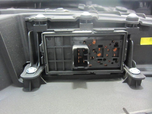  MANDO ELEVALUNAS DELANTERO DERECHO CHEVROLET AVEO HATCHBACK 