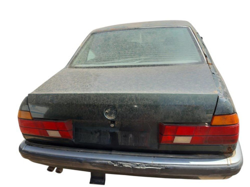  BMW SERIE 7 (E32) 