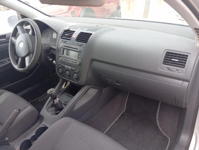 VOLKSWAGEN GOLF V (1K1)(10.2003)