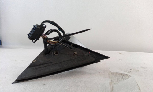 RETROVISOR IZQUIERDO Volkswagen PASSAT BERLINA (3B3) 