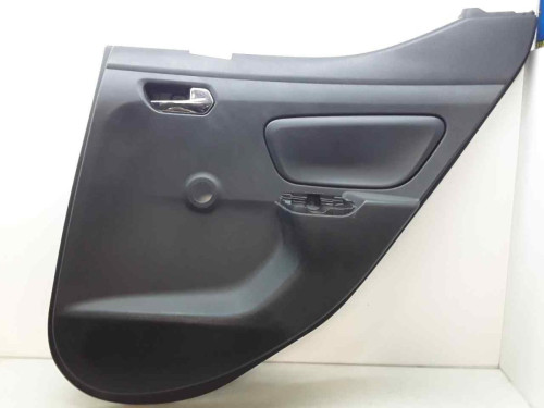 GUARNECIDO PUERTA TRASERA DERECHA Nissan MICRA (K14) 