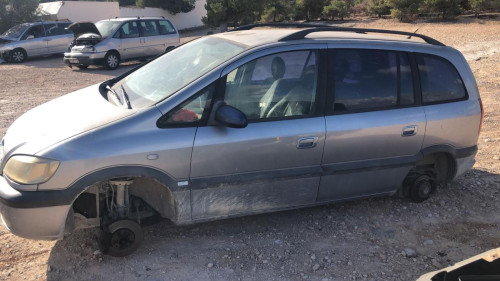 OPEL ZAFIRA A — vehículo donante para recambios 