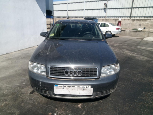  AUDI A4 BERLINA (8E) 