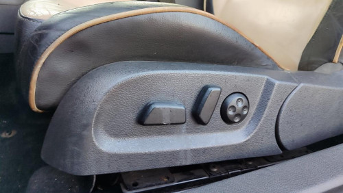 VOLKSWAGEN EOS (1F7)(2006) — Donor Vehicle for Used Parts 