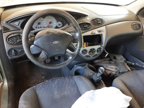  FORD FOCUS BERLINA (CAK) 