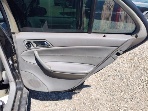 GUARNECIDO PUERTA TRASERA DERECHA MERCEDES-BENZ CLASE C (BM 203) BERLINA 