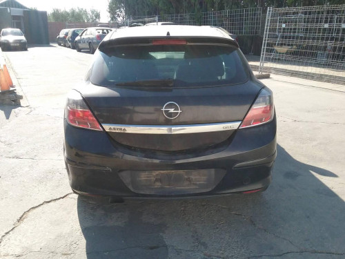 OPEL ASTRA H GTC 