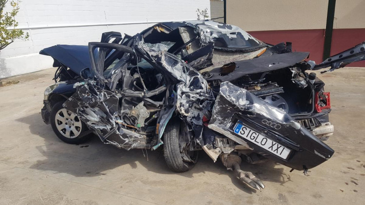 Audi A4 Berlina (B5)(1994->) SIN IDENTIFICAR