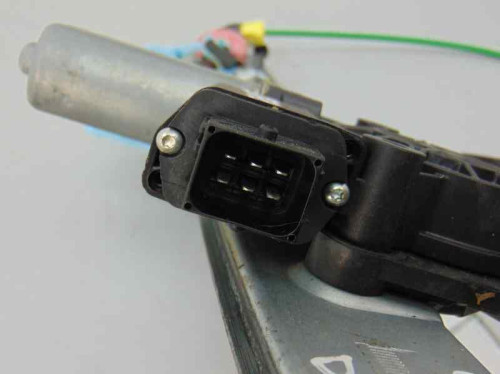  ELEVALUNAS DELANTERO DERECHO OPEL CORSA D 