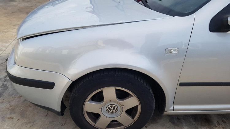 ALETA DELANTERA IZQUIERDA Volkswagen Golf IV Berlina (1J1)(10.1997->2004)