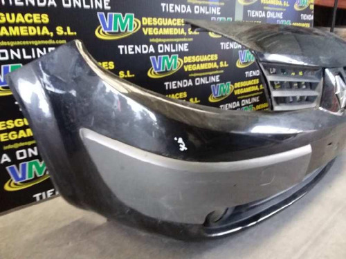 PARAGOLPES DELANTERO 