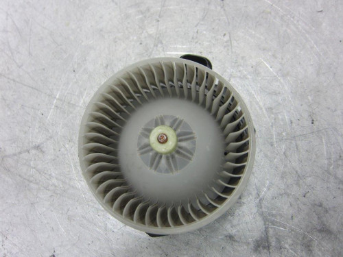  MOTOR CALEFACCION TOYOTA YARIS (XP13) 
