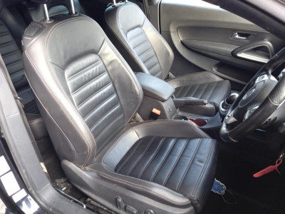 VOLKSWAGEN SCIROCCO (137)