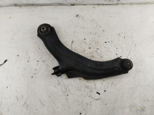 BRAZO SUSPENSION INFERIOR DELANTERO DERECHO RENAULT CLIO IV 
