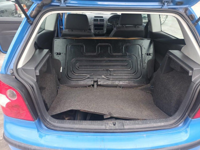 VOLKSWAGEN POLO III BERLINA (6N2)
