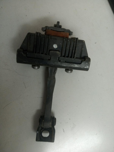 RETENEDOR PUERTA BMW SERIE 1 BERLINA (E81/E87) 