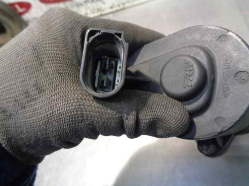 PINZA DE FRENO TRASERA IZQUIERDA Audi A6 BERLINA (4F2) 