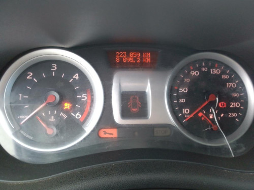  RENAULT CLIO III 