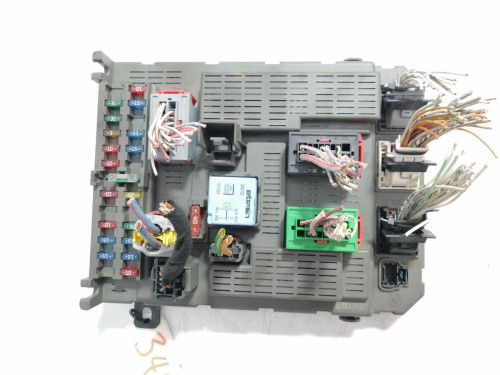  CAJA RELES / FUSIBLES Citroen C5 BERLINA 