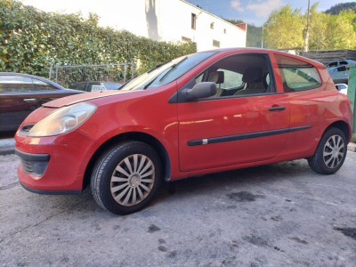 RENAULT CLIO III