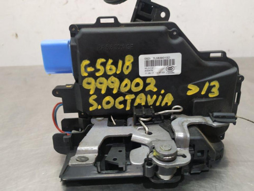 CERRADURA PUERTA TRASERA IZQUIERDA Skoda OCTAVIA COMBI (1Z5) 