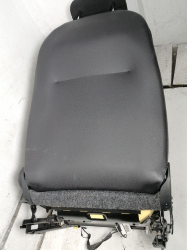 ASIENTO DELANTERO IZQUIERDO Volkswagen GOLF VI (5K1)(10.2008) 