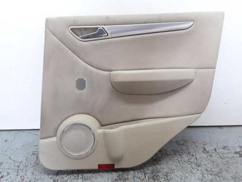 GUARNECIDO PUERTA TRASERA DERECHA MERCEDES-BENZ CLASE B (BM 245) 