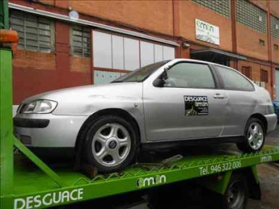 SEAT CORDOBA BERLINA (6K2)