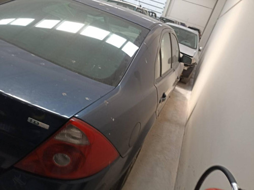 FORD MONDEO BERLINA (GE) — vehículo donante para recambios 
