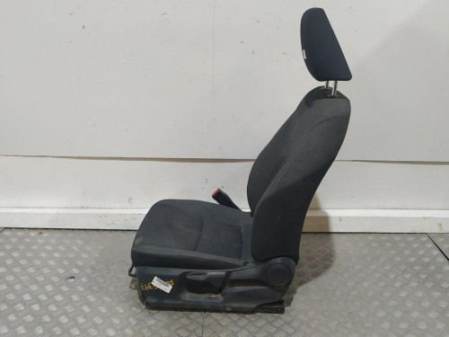  ASIENTO DELANTERO IZQUIERDO TOYOTA YARIS CROSS 
