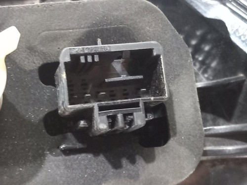  PILOTO TRASERO IZQUIERDO Volkswagen PASSAT BERLINA (3G2) 